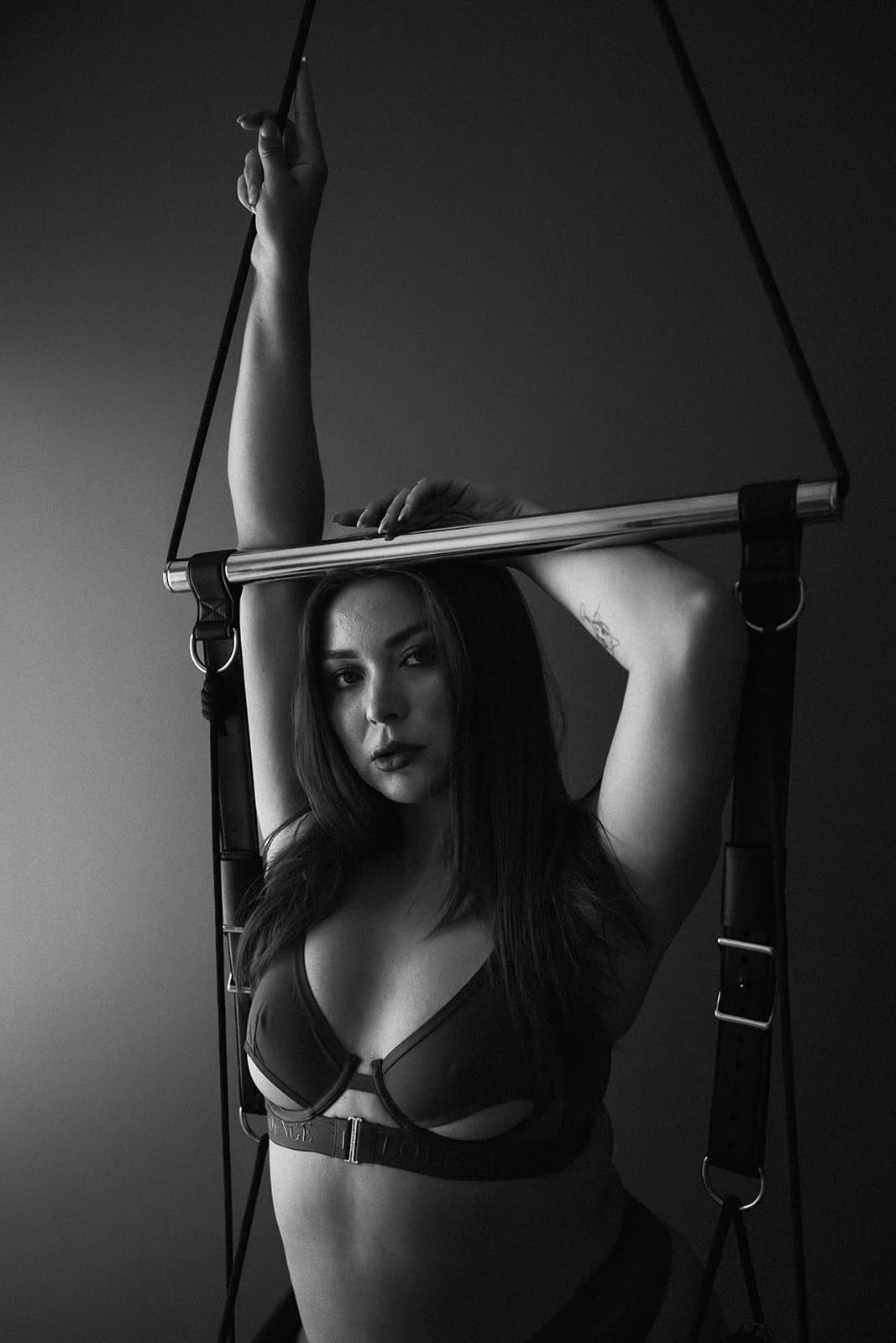 S yeg edmonton boudoir photographer allie knulls photography 22