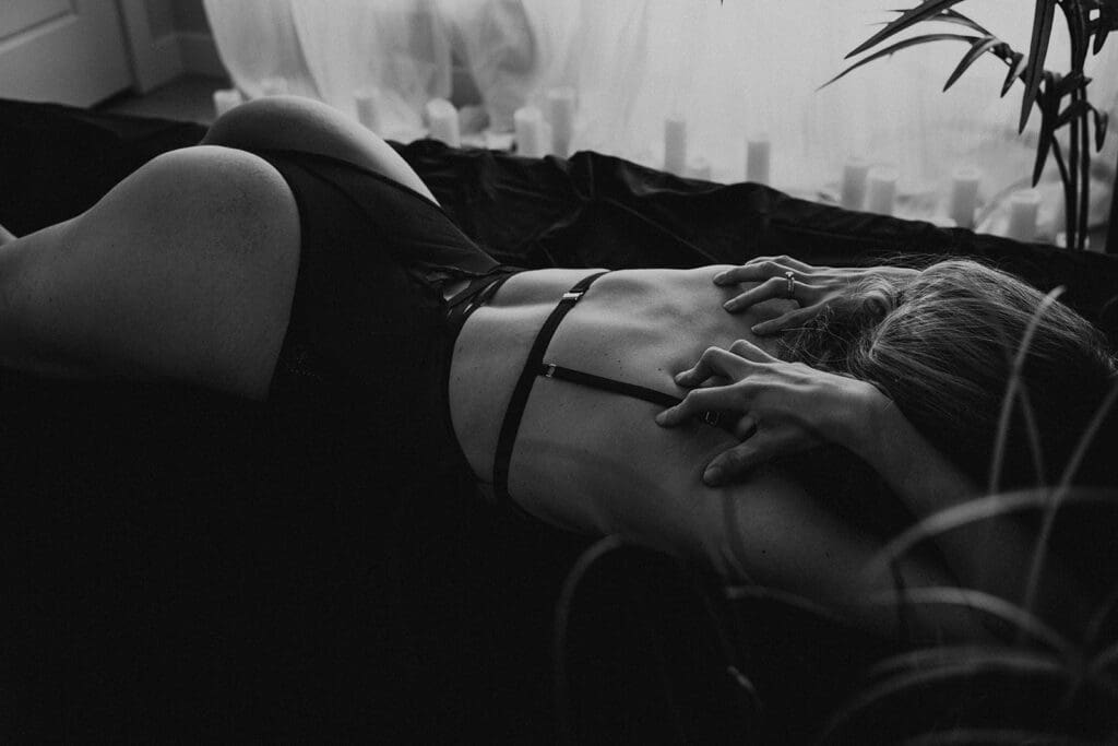 V edmonton yeg boudoir photographer allie knulls photography 26
